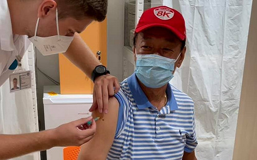 台高層爭取讓BNT疫苗提早抵台？ 傳中國不給EUA｢原本要到土耳其｣