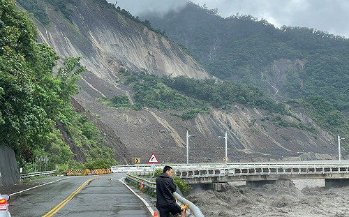 盧碧豪雨南台灣受災！公路總局：高雄市4處道路封閉、1處單線雙向通行