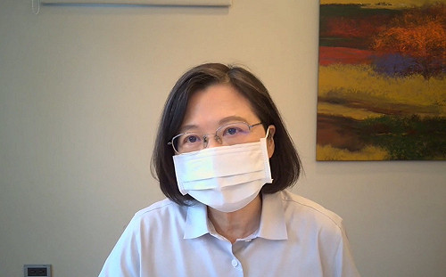 明視察國軍單位 蔡總統：823精神就是堅定展現自我防衛決心