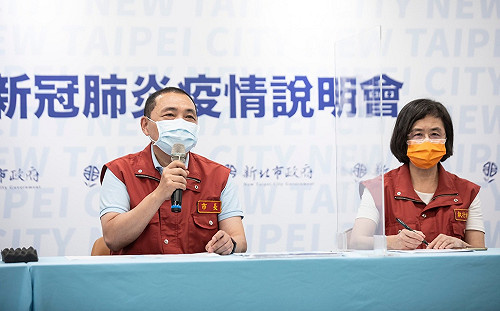 醫生吹哨者給恩恩爸衛生局簡訊 曝副局長｢擔心病人延誤就醫再發生｣