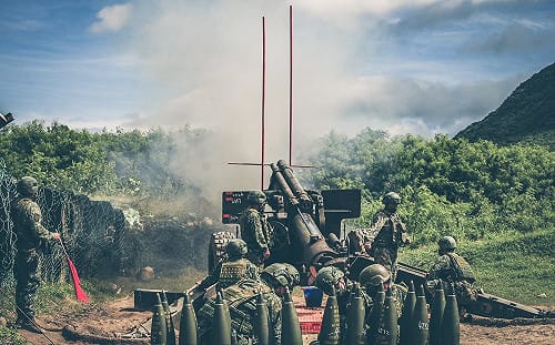 整軍備戰》戰力無空隙！陸軍155榴彈砲震撼實射  M-109A6準備接棒