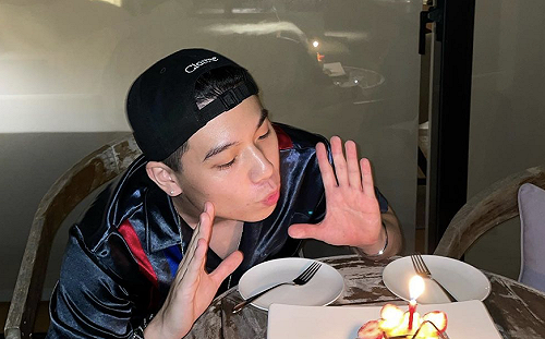 日Youtuber破20萬訂閱！粉絲敲碗：有沒有見面會