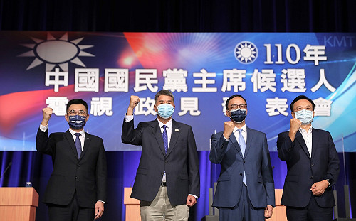 國民黨主席政見會登場 張亞中嗆朱、江「你們憑什麼站在這邊」