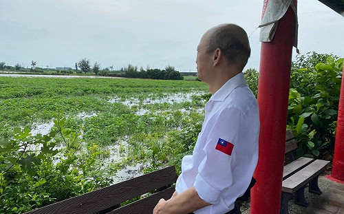 韓國瑜飛美東山再起？韓幕僚笑：只是陪小朋友開學
