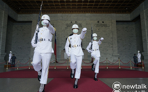 中正紀念堂儀隊移出堂體到廣場 文化部：由轉型正義會報最後確認
