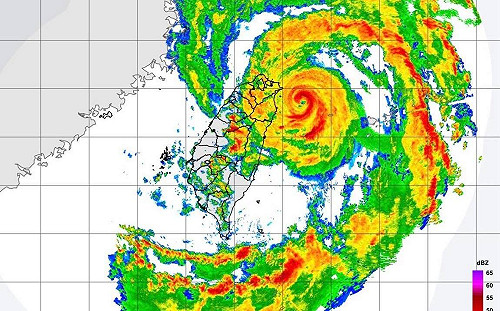 璨樹行進路線對陸地破壞性小  王定宇開玩笑：氣象武器高度機密藏不住！