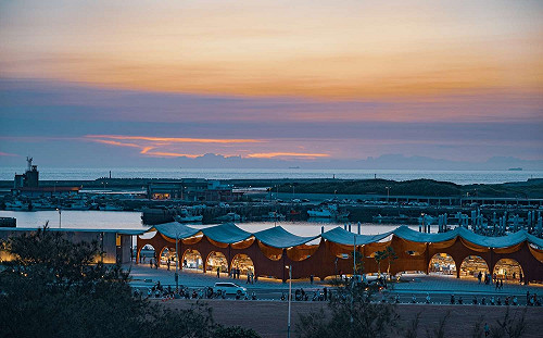 新竹最美夜間市集中秋不打烊！「波光市集」好吃好逛又好拍