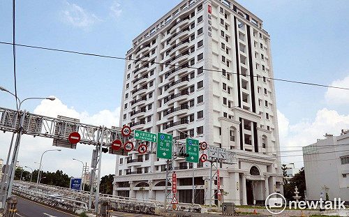 振興經濟抽獎衝買氣  台南購物節推出「輕豪宅」最大獎