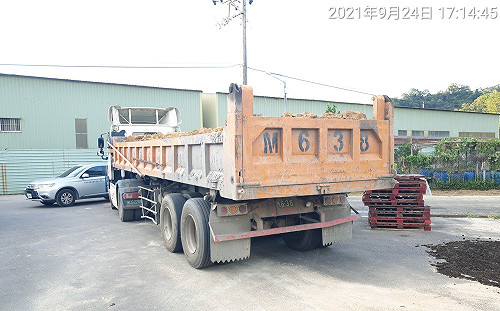 新北稽查非法濫倒工地廢土 環保局押回產源祭重罰