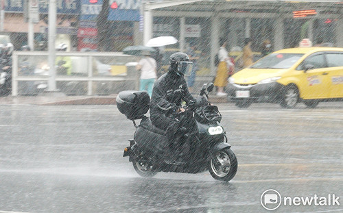 快訊》雨勢升級！5縣市豪大雨特報 台東雨量達92毫米