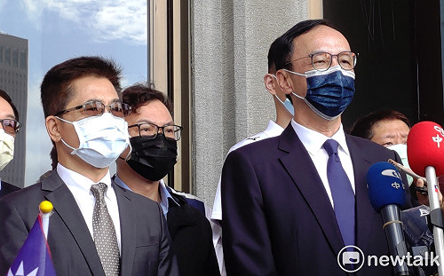 徐巧芯「手機怪怪」退黨群 朱立倫笑：我送她一支新手機