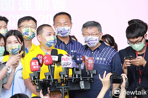 柯文哲偕妻子玩新北放閃 侯友宜虧：很不夠意思 沒通知一下