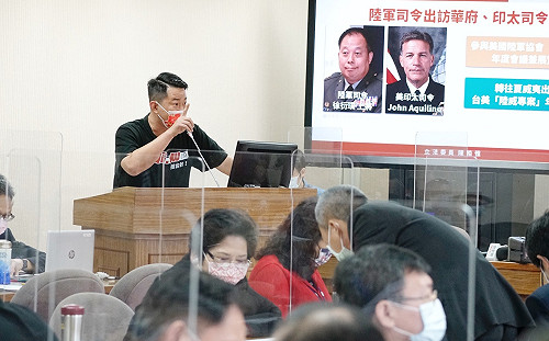 現場直擊》選區苦行100小時的陳柏惟 現身立院外委會質詢國防部長