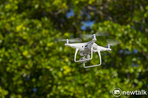 無人機操作證滿2年需換證！民航局：普通操作玩家免測驗