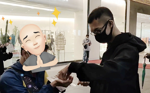 鄧佳華做公益遭網罵 網紅「皇甫萌熹」：行善積德也要被酸