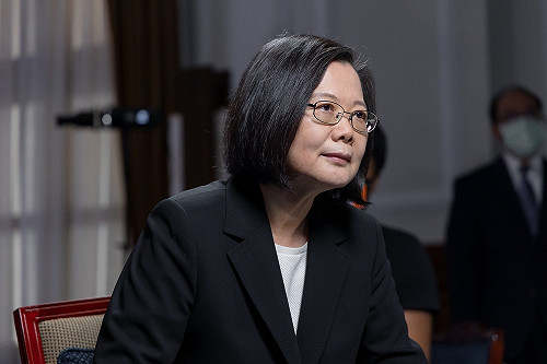 CNN專訪蔡英文談徵兵 林濁水：總統展現一貫不決斷的價值模糊風格