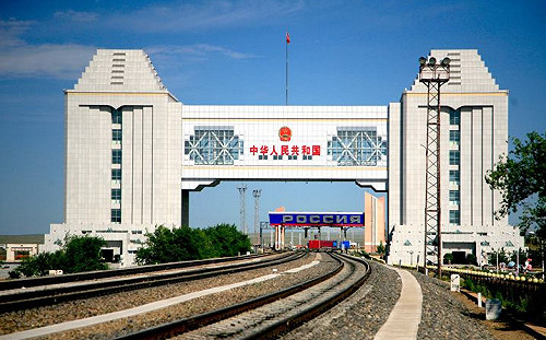 中俄邊境貨車大排長龍 物流公司單日損失達千萬