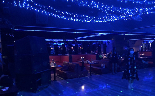 同步中央 新北受理無陪侍八大行業防疫復業申請