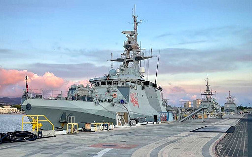 這次打從東邊來！英國部署印太2艦最新動態 靠泊夏威夷珍珠港