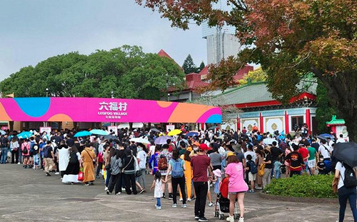 六福村人潮擠爆！2原因網認：難怪