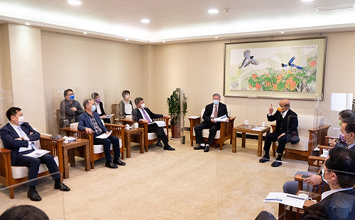 全球疫情升溫 蘇貞昌:持續落實邊境嚴管