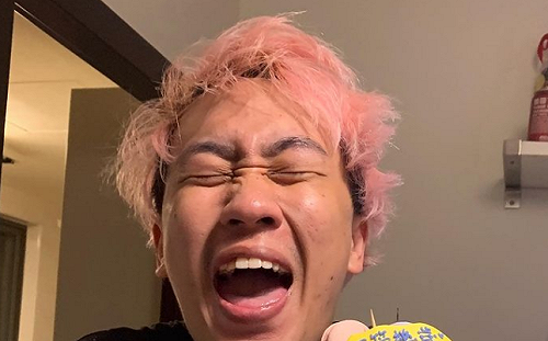 西西歪28歲啦!看不懂生日蛋糕錯別字求解 網:願你一直快樂