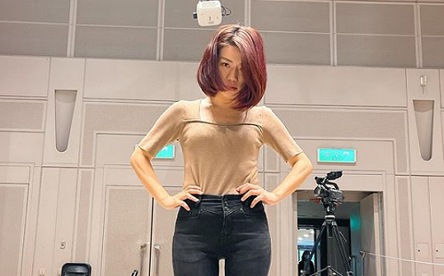 談琴的人手指又細又長？江老師曬照打破刻板印象：又老又皺