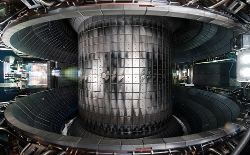 南韓「人造太陽」1億度高溫電漿維持30秒！打破去年世界紀錄