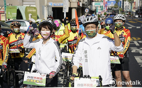 宣傳公投「四個不同意」 陳亭妃蔡旺詮率鋼鐵人車隊掃街