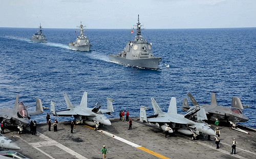 中國緊張了! 美國航母戰鬥群與兩棲戒備群將在南海會師