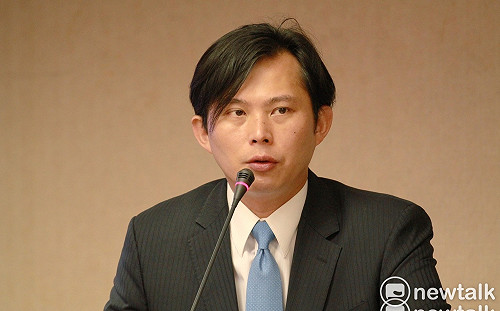 黃國昌名下土地變停車場 黃智賢：原來實踐居住正義要有錢買畸零地