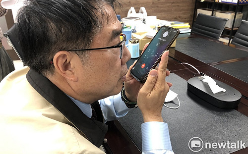 黃偉哲與不斷電「民主急行軍」連線 籲北漂青年返鄉投反重啟核四