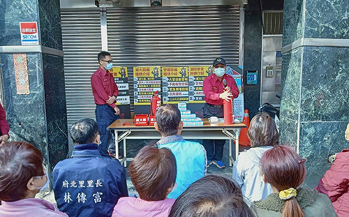 「三燈二器」補強大樓火災安全 高市消防局長親率隊督導