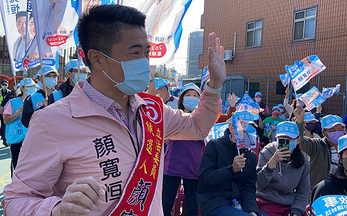 贈送洗衣精遭疑賄選 顏寬恒：抹黑造謠