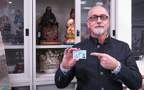 為台灣考古及文物維護教育挹注新能量 英國考古學家泰納沃克申獲梅花卡