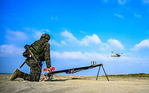 「紅雀」曝光！陸戰隊兩棲期末鑑測 首見無人機延伸偵搜能力