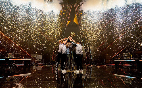 《特戰英豪》最高同上觀眾逾170萬！Acend奪下首屆世界賽冠軍