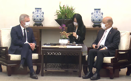 接見戴扈傑等一行人 蘇揆：盼協助推動台歐雙邊經貿協定