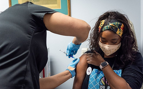 世衛批准COVOVAX疫苗列入緊急使用名單