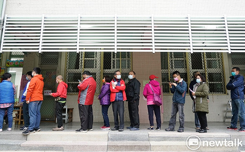 警政署出動7萬警力 全台7起影響投票事件擾四大公投