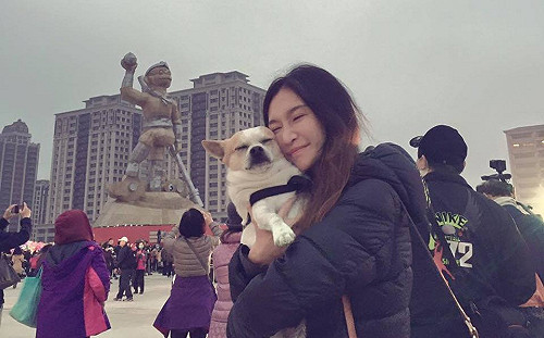 李靚蕾只幫「黑范」澄清！鄉民女神：另一位女主角可能又是別的故事了