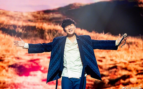 才回擊「有證據請檢舉」！林俊傑又遭女網友點名曝「聊天截圖」