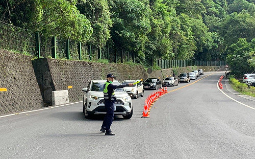 元旦連假蘇花路廊湧車潮！公路總局：12/31清晨開始塞