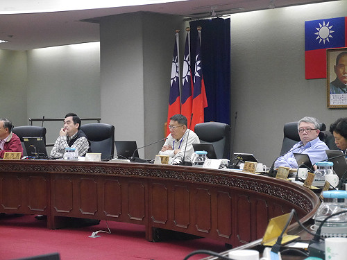 窄巷違建不拆就貼告示 柯P：提倡公民責任