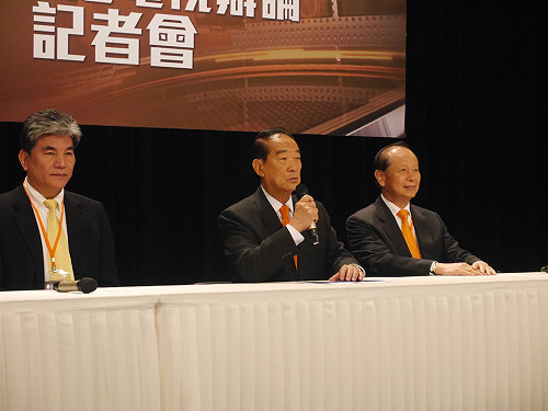 朱蔡頻問意見  宋：他們了解我經驗比較多