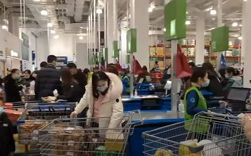 真香！中國網友怒稱抵制沃爾瑪 各地賣場反湧入購物人潮