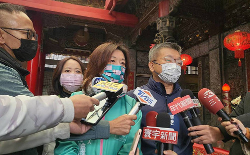 對手打悲情牌？林靜儀：大家勇敢出來投票