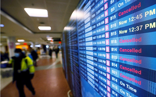 日本持續鎖國 岸田文雄 : 到2月底前 原則上禁止外國人入境