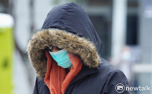 入秋最強冷空氣下週報到！全台濕冷有感降溫 未來一週天氣一次看