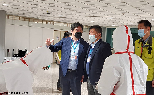 長程航班落地採檢首日上午揪17確診！陳時中：陽性率7.8%